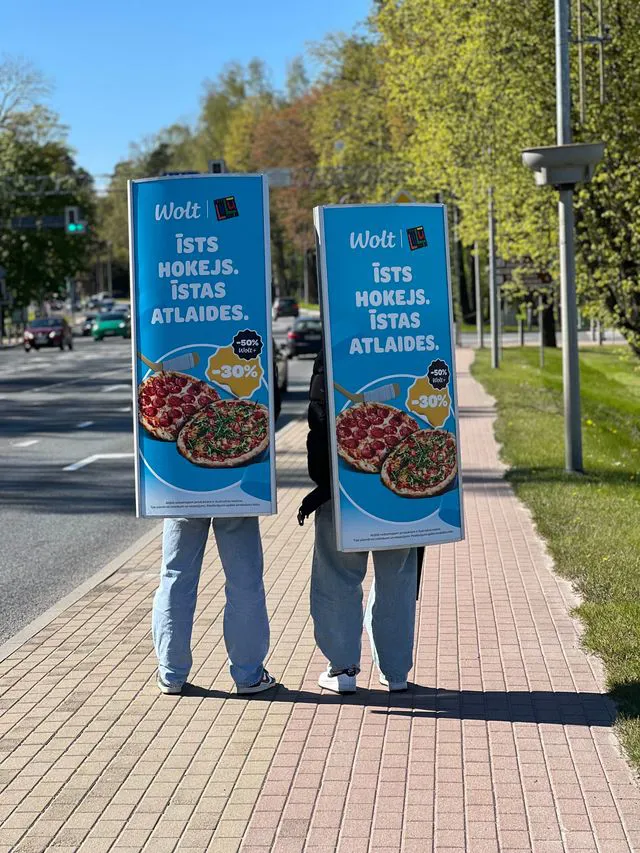 Staigājošā reklāma — AD PROMO