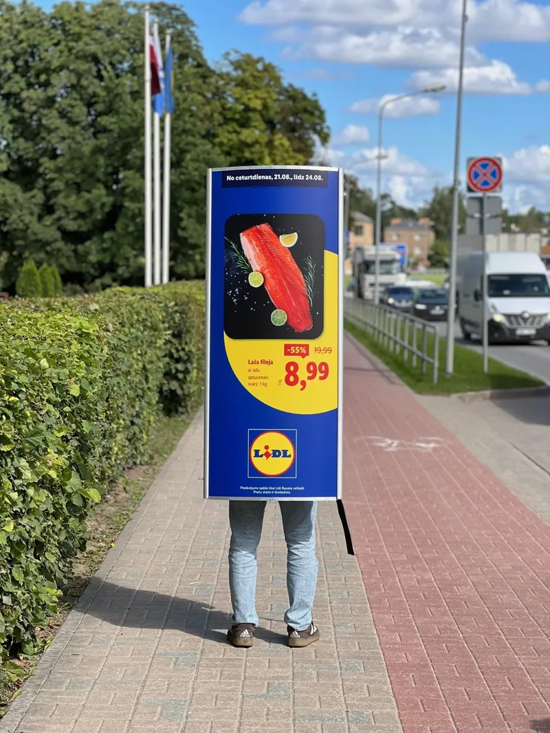 Staigājošā reklāma — AD PROMO