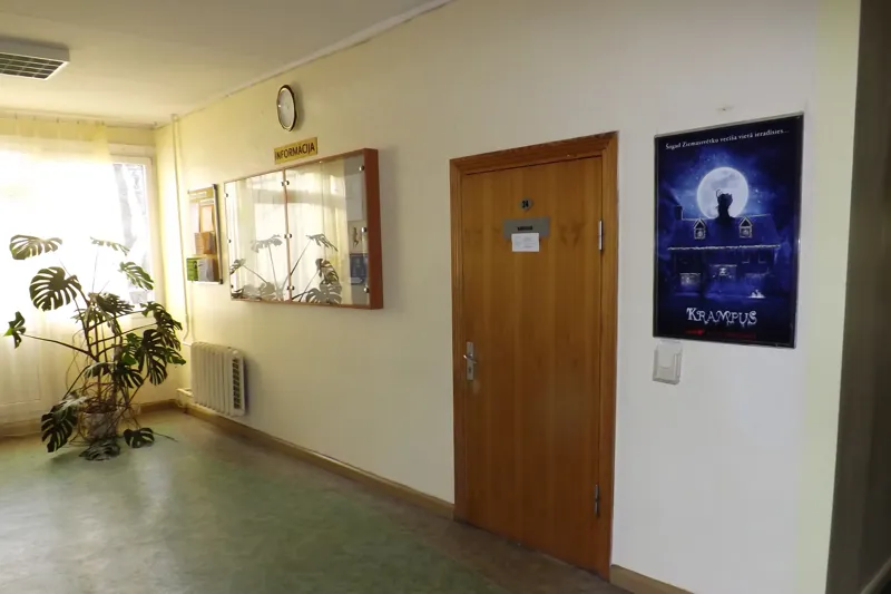 Skolas — AD PROMO reklāmas izvietojums